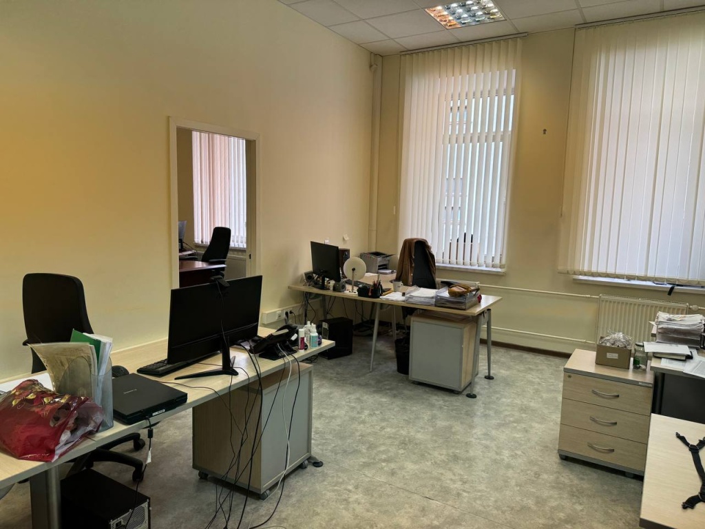 офис 2 этаж.